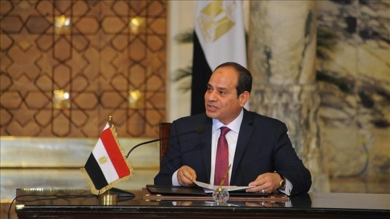 Egyptian president signals full support for Lebanon, announces aid deployment